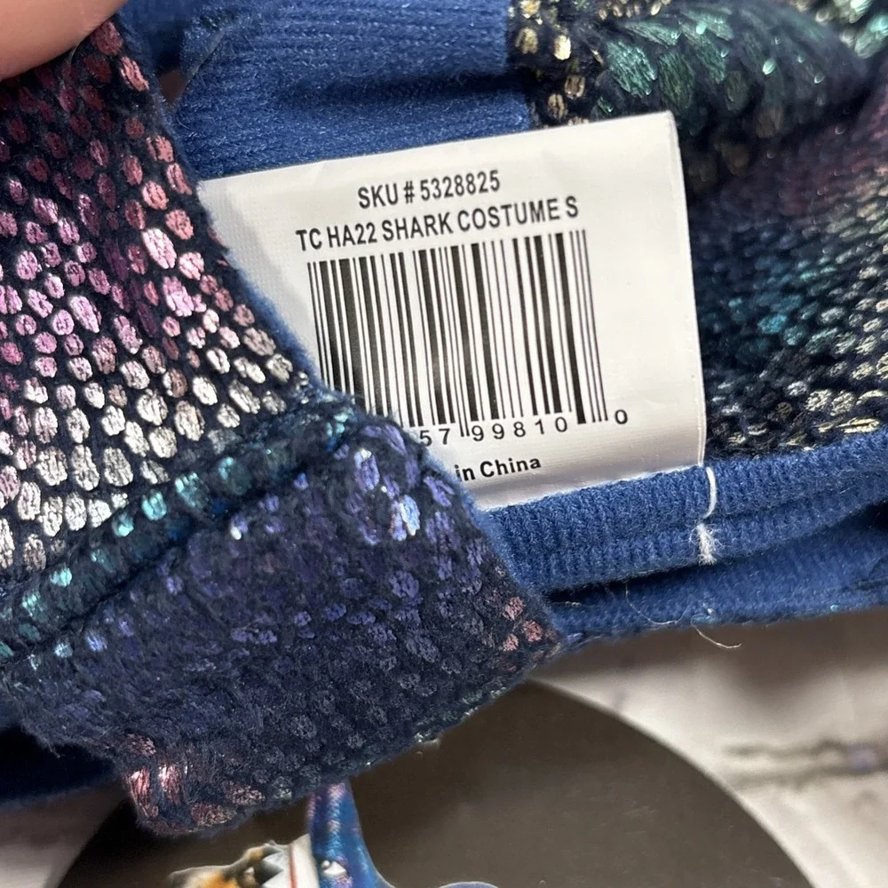Thrills & Chills Collection Shimmer Shark Pet Costume Size S New With Tags